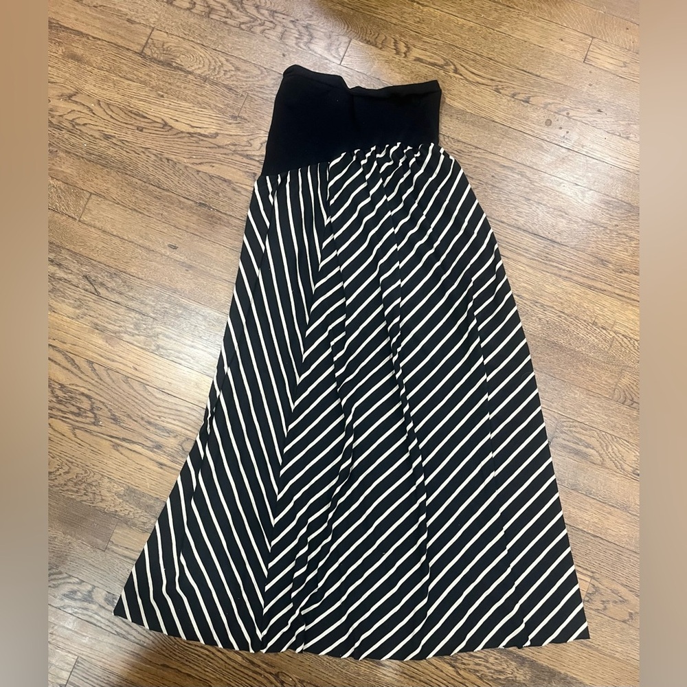 Motherhood Maternity Black and White Asymmetrical Maxi Skirt